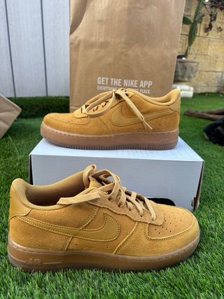 Nike Air Force 1 LV8 Beige/Marrón