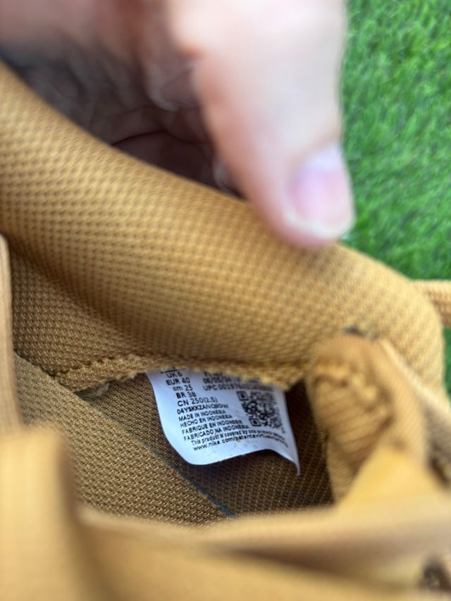 Nike Air Force 1 LV8 Beige/Marrón