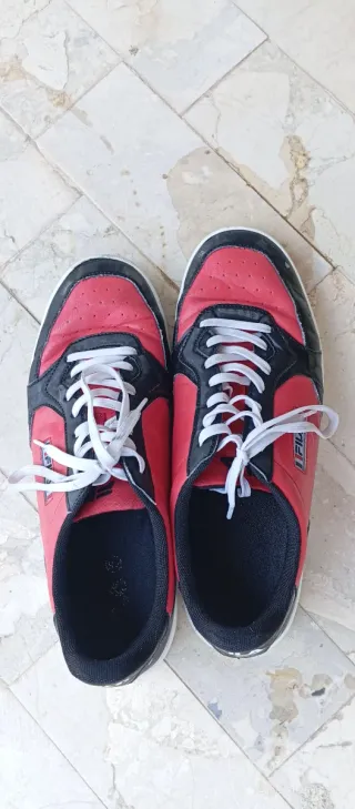 Scarpe Fila Uomo Rosse e Nere Numero 45