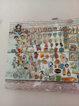 Lote de Pines Antiguos Coleccionables