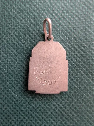 Medalla Virgen de la Cabeza entronizada antigua