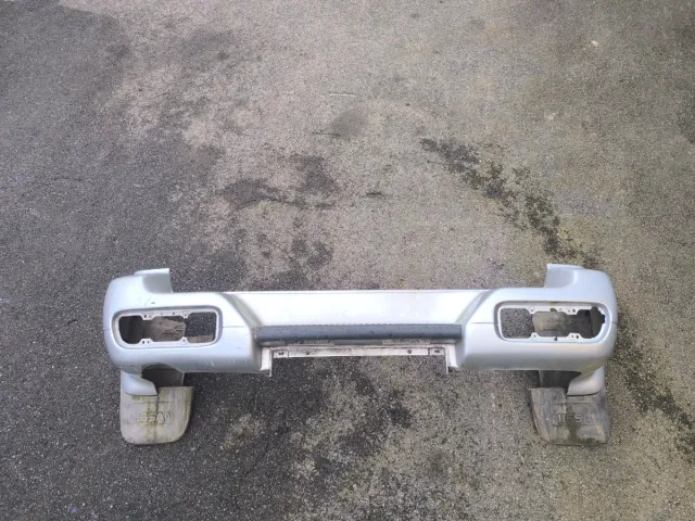 Defensa Trasera Nissan Terrano 2