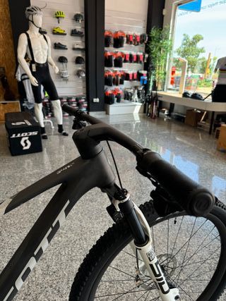 SCOTT SPARK RC WORLD CUP EVO 2025