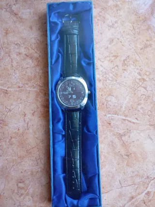 Reloj GUOCHAO Negro y Plateado