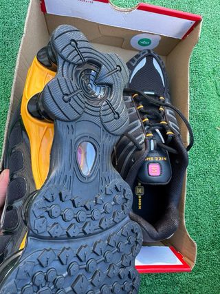 Nike Shox TL Negro/Amarillo