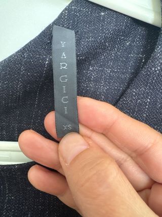 Blusa Yargici Azul Oscuro Talla XS