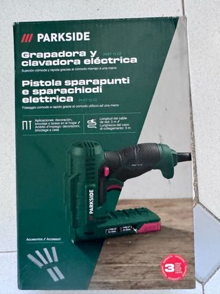Grapadora y Clavadora Eléctrica Parkside PHET 15 C
