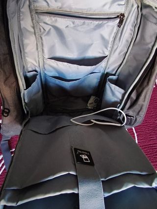 Nueva!! Mochila antirrobo Tigernu. negro