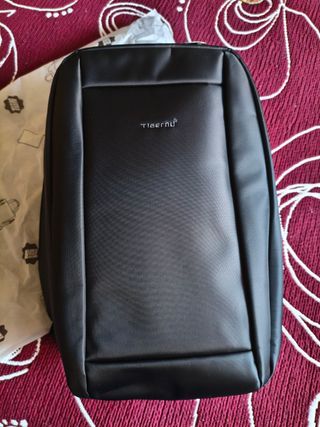 Nueva!! Mochila antirrobo Tigernu. negro