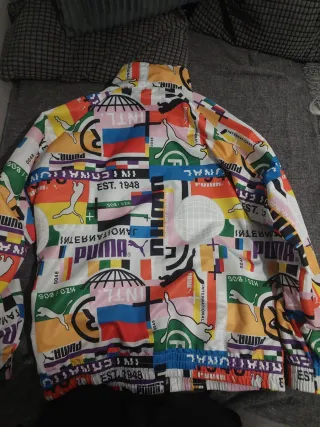 Cortavientos Puma multicolor