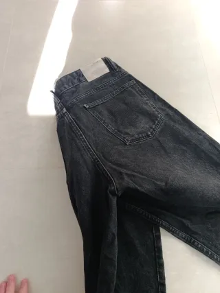 Pantalón vaquero negro talla 46