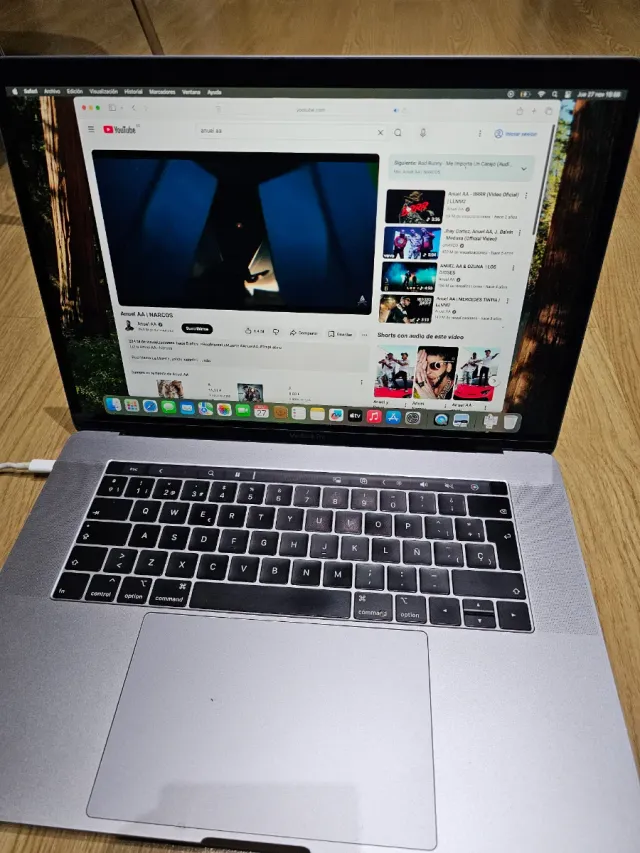Apple Macbook Pro 15 Gris Espacial