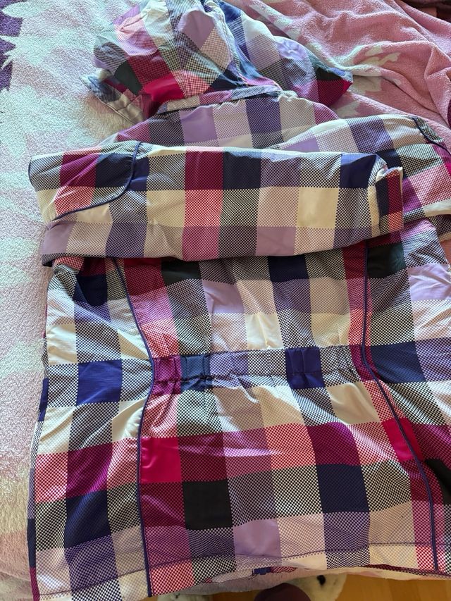 Abrigo cuadros rosa y morado