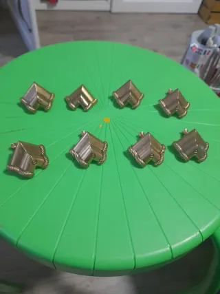 Sgommati metallici dorati