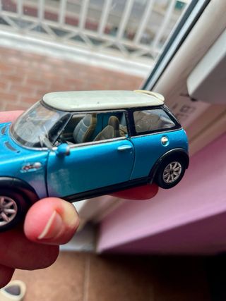 Auto bambino Mini Cooper S scala 1:28