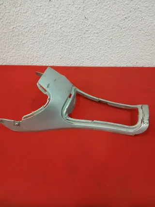 Tapa Batería Aprilia Rally Plata