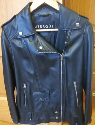 Cazadora Piel Uterqüe Negra