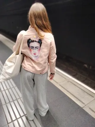 Chaqueta tejana con pintado a mano Frida Kahlo