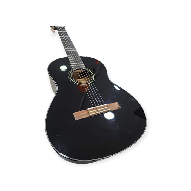 GUITARRA ESPAÑOLA YAMAHA C40 NEGRA (LE FALTA UNA CUERDA) + FUNDA