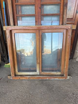 Ventana de madera cristalera doble