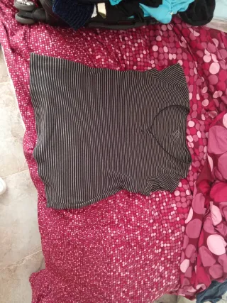 Camiseta Rayas Finas Negra y Blanca