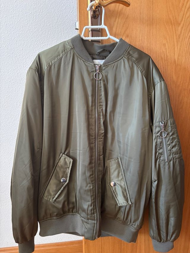 Chaqueta bomber verde