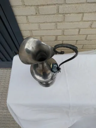 Caraffa vintage in peltro