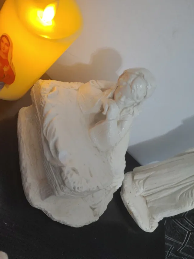 Set di figure per presepe Belén con San José, María y Niño