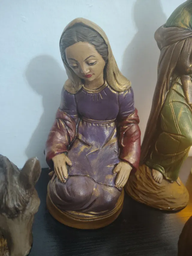 Set di figure per presepe Belén con San José, María y Niño