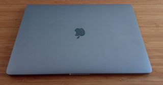 Macbook Pro 16 i9 2,4Ghz (8N),64GB RAM,8GB Gráfica