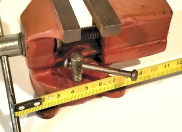 Tornillo mordaza para banco