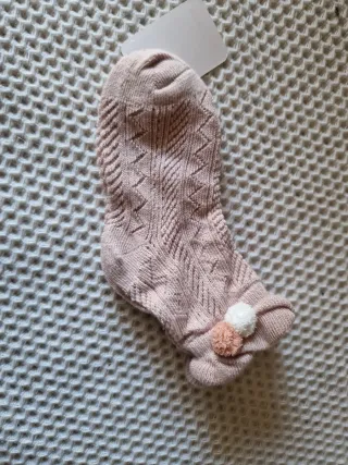 Calcetines niñas varios con pompones o volantes
