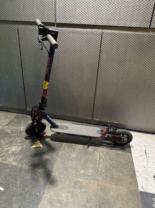 Patinete Eléctrico Xiaomi Red Bull