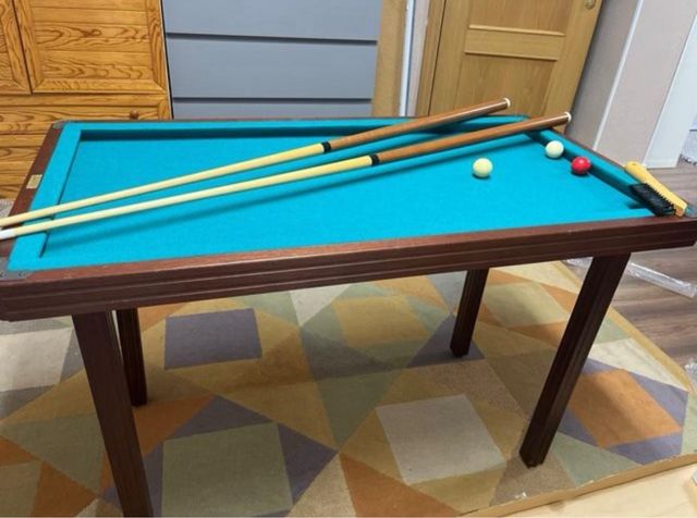 Mesa de billar francés pequeña