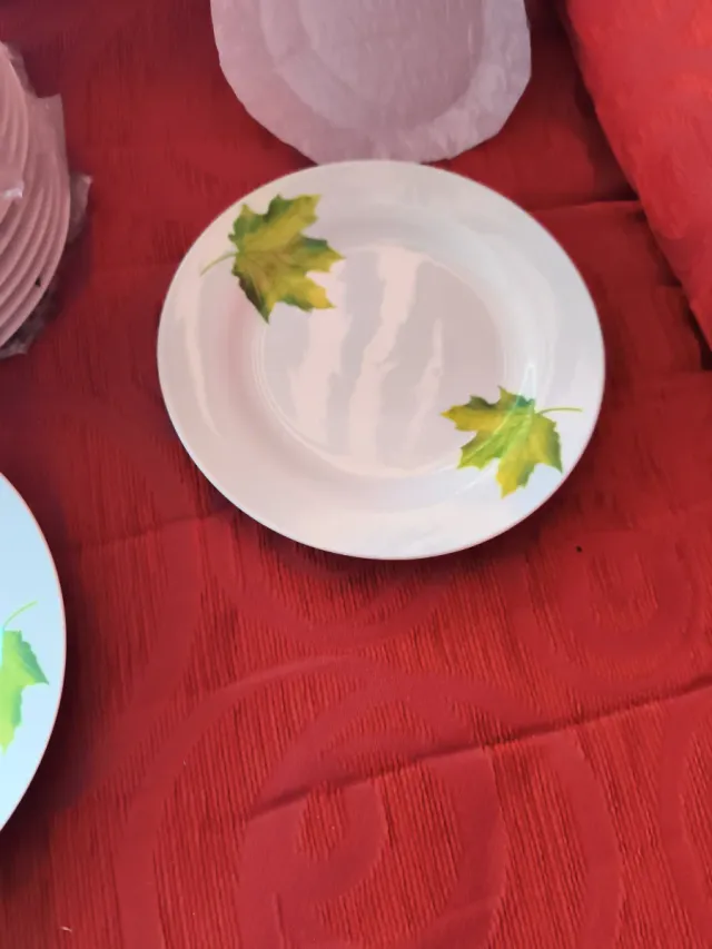 Jogo de louça de porcelana com folhas verdes 12 unidades