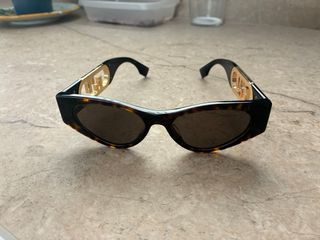 Gafas de sol Fendi marrones y doradas
