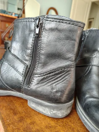 Stivali stivaletti neri in cuoio con fibbia - Tg 3