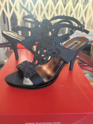 ZAPATOS BELEN ESTEBAN, Solo usados 1 DIA.