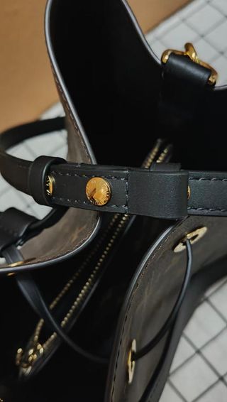 Bolso Louis Vuitton Néo Noé