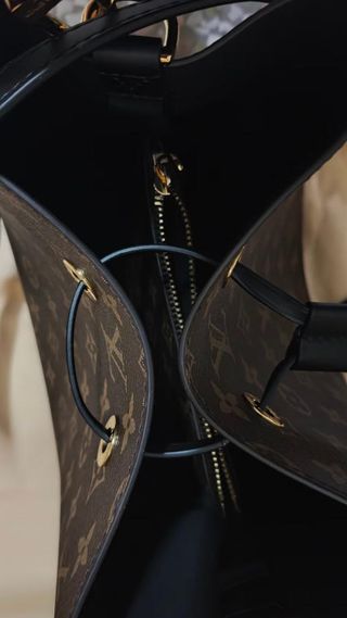 Bolso Louis Vuitton Néo Noé