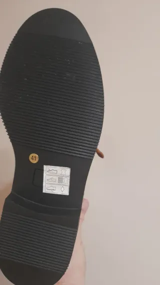 BOTAS ALTAS NUEVAS .