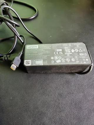 Lenovo X390 16RAM/256SSD i5 Impecable