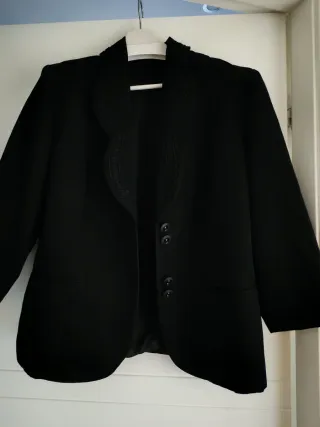 Blazer vintage nero con ricamo