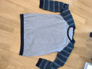 Jersey hombre gris y azul