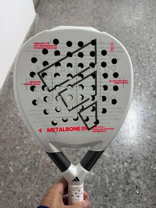 Pala de pádel Adidas Metalbone 09