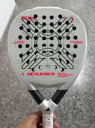 Pala de pádel Adidas Metalbone 09