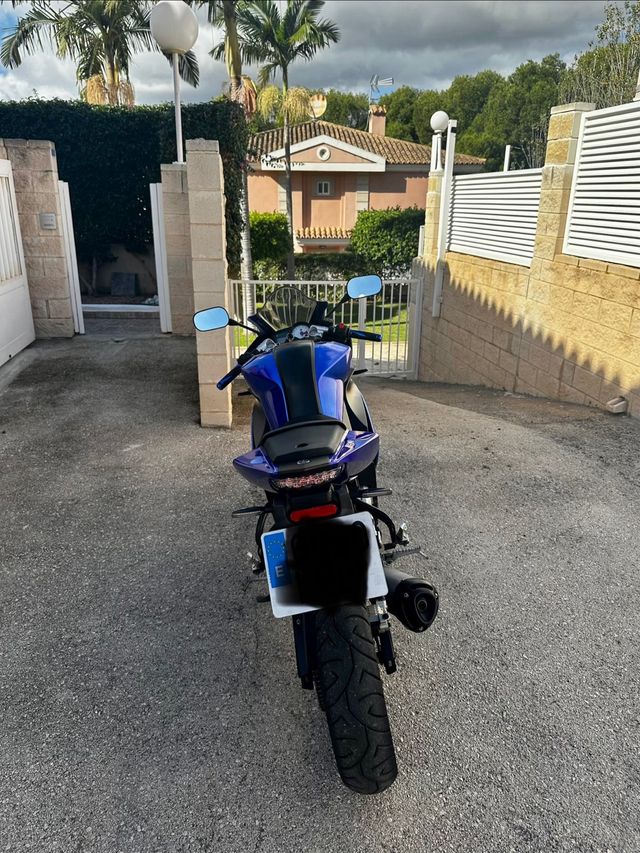 Yamaha YZF-R125 Azul