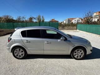 Opel Astra 2009