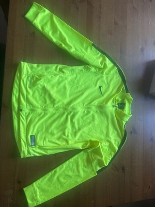 Camiseta técnica Nike niño verde fluorescente
