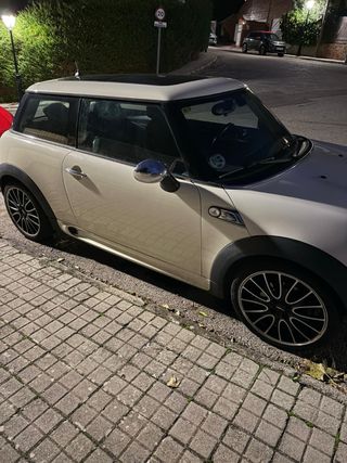 MINI Cooper 2009